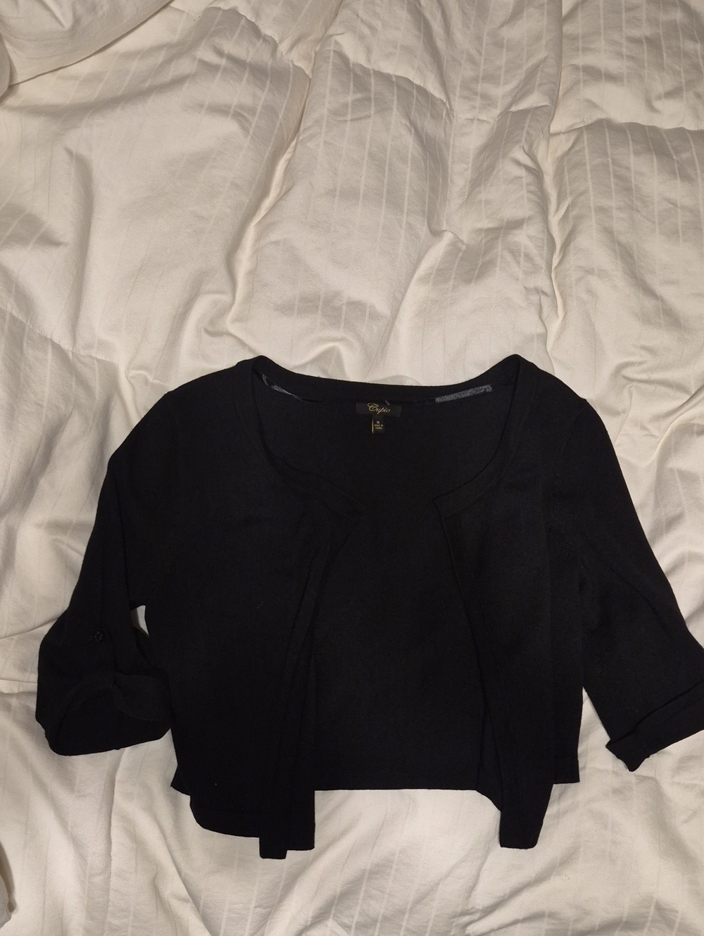 Cupio Black Cropped Cardigan